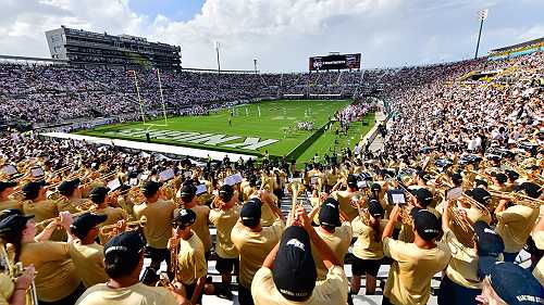 Video Shows 3 Stanford University Band Members Kneeling During National Anthem