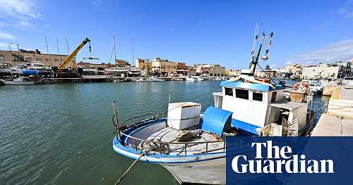 Italian fisherman wounded after Libyan coastguard reportedly shot at boat