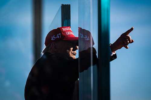 MAGA Mayhem: Trump Strokes Microphone, Threatens To ‘Knock The Hell Out Of People’, Celebrates Shooting Reporters MAGA Mayhem: Trump Strokes Microphone, Threatens To ‘Knock The Hell Out Of People’, Celebrates Shooting Reporters