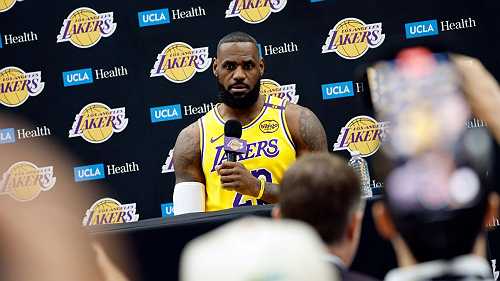 At 40, LeBron says he could play '5-7' more years