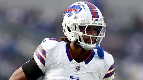 Hamlin hosts Bills' medical staff, launches local scholarship on two-year cardiac arrest anniversary