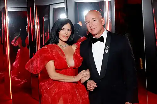 Jeff Bezos' Fiancée Lauren Sánchez Reflects on 'Turbulence' at the Start of the Year Following Inauguration Drama and Bill Clinton Bombshell&nbsp;