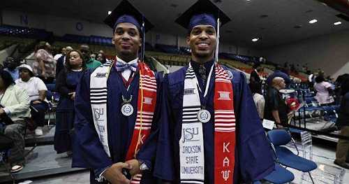 Twin Brothers Graduate Together From Jackson State University, the Largest HBCU in Mississippi Twin Brothers Graduate Together From Jackson State University, the Largest HBCU in Mississippi