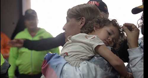 Venezuela welcomes home toddler separated from parents during U.S. deportation | Africanews