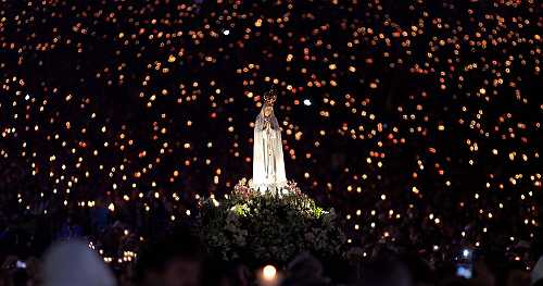 Over 270,000 pilgrims gather in Fátima shrine after Pope Leo's election | Africanews