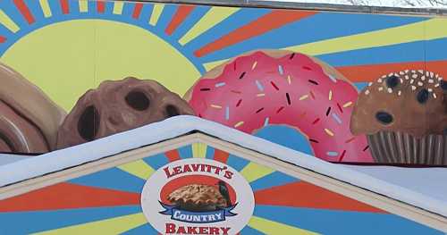 Bakery beats town in donut mural free speech fight