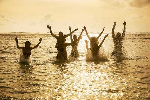 How solar-charged water transforms complexions naturally