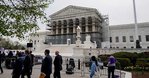 Supreme Court allows Trump to fire labor board members while case proceeds