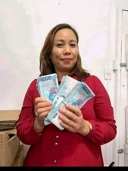 Hi! Im inviting you to use Speed Wallet. Use my referral code 7K1MI2 or simply click the link below...