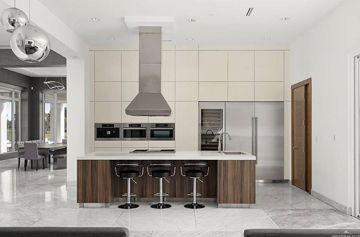 #BillionDollarDreams